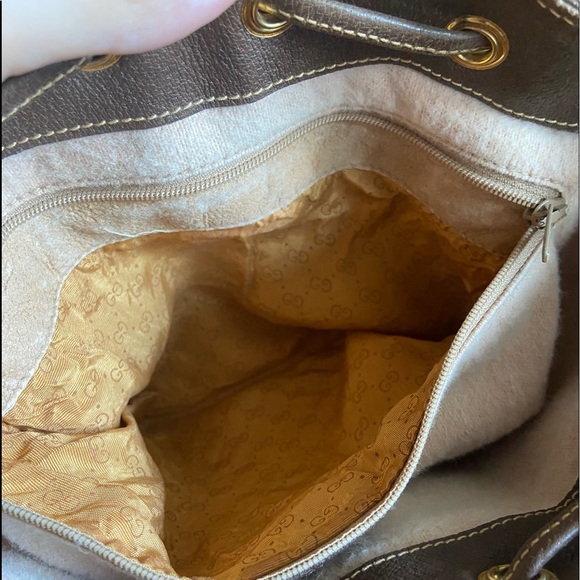 -SOLD- Gucci Vintage bucket bag- good condition - Picture 6 of 13
